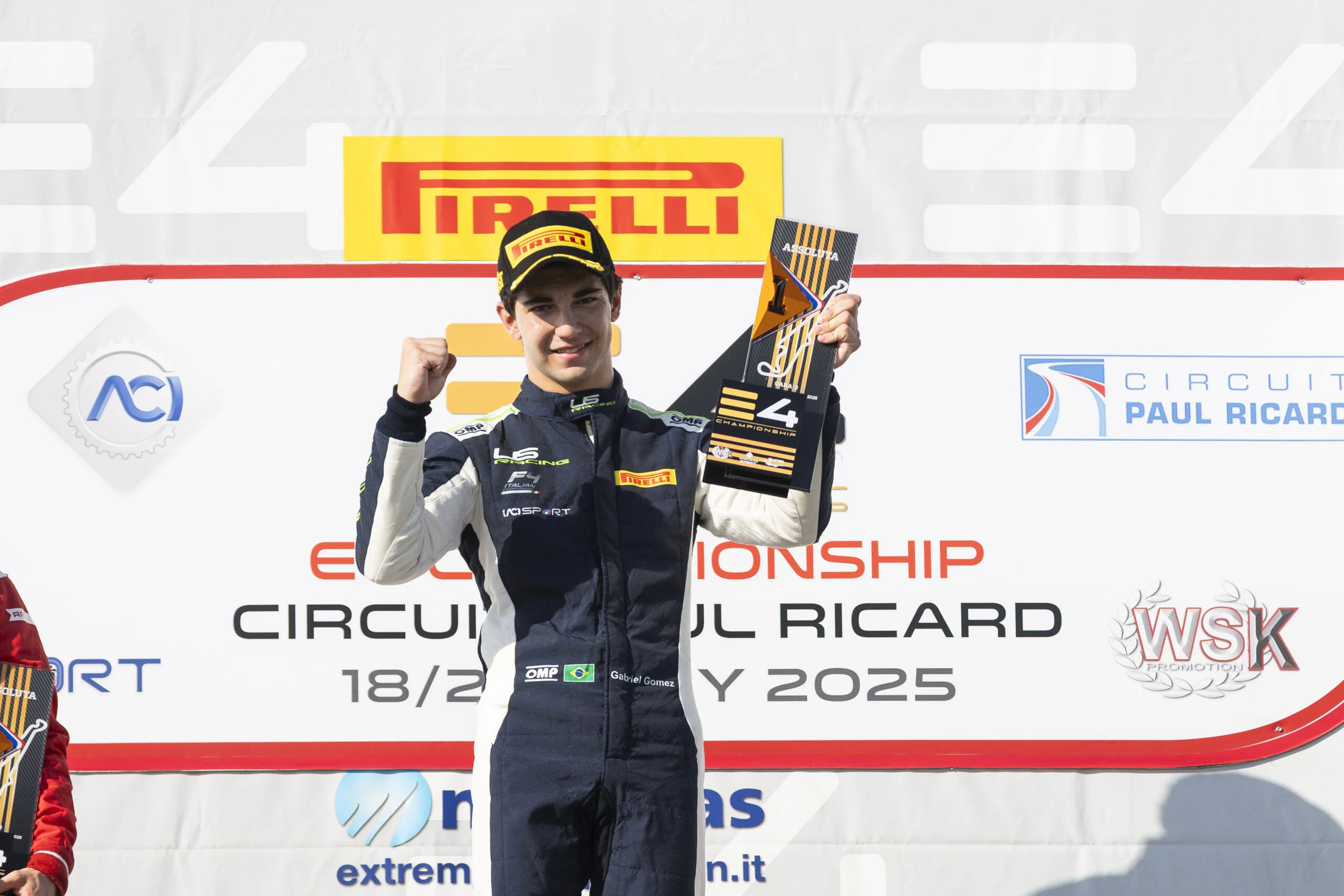 Gabriel Gomez domina em Paul Ricard e lidera na abertura da Euro4