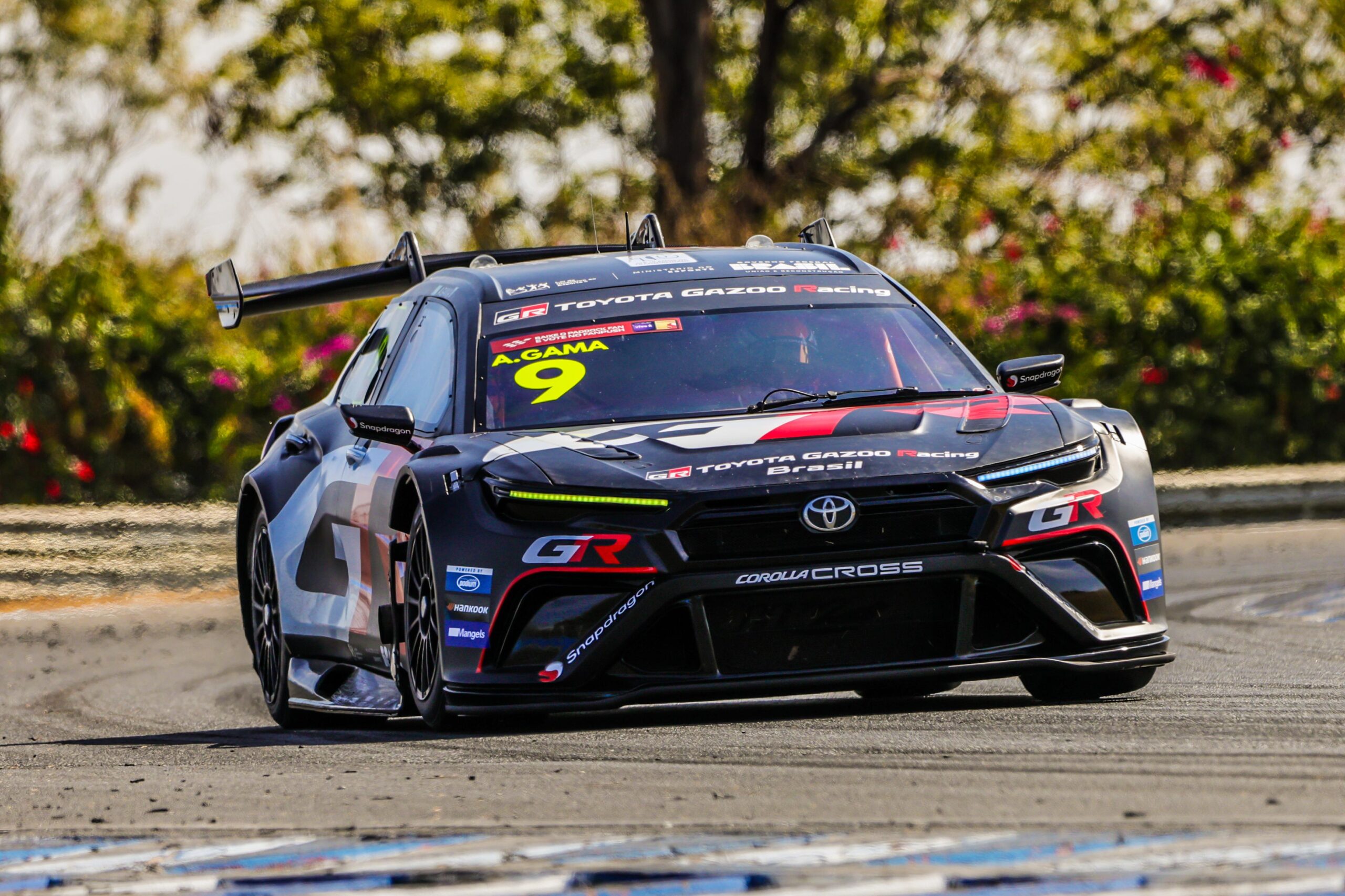 Arthur Gama é quinto no último teste coletivo da Stock Car