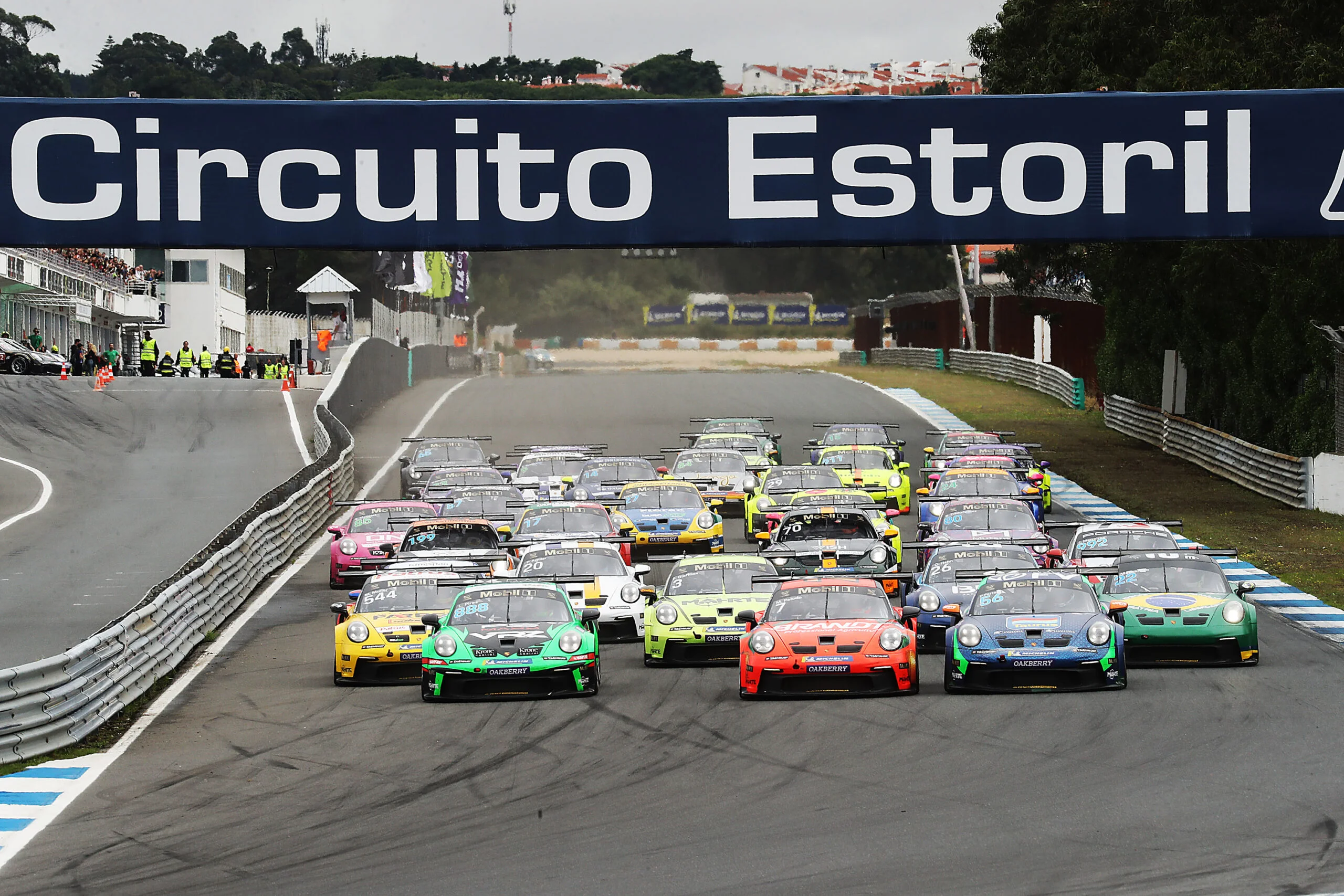 Palco internacional mais frequente na Porsche Cup C6 Bank, Estoril é desafio para geração atual