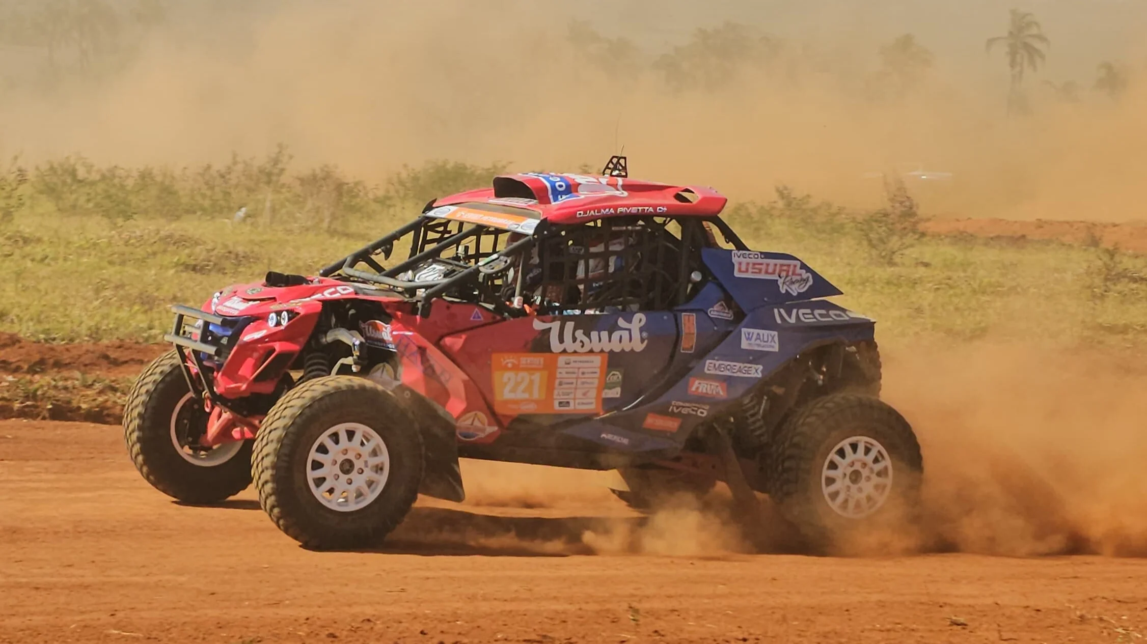 Usual Racing sobe ao pódio no Sertões 2025